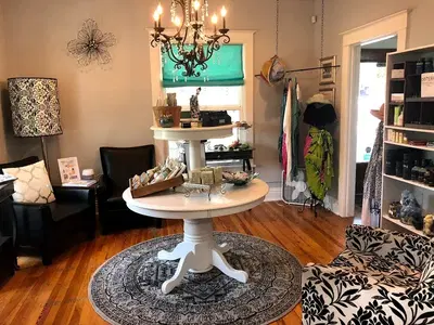 Full Circle Salon and Spa