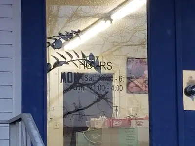 K & K Hair Salon