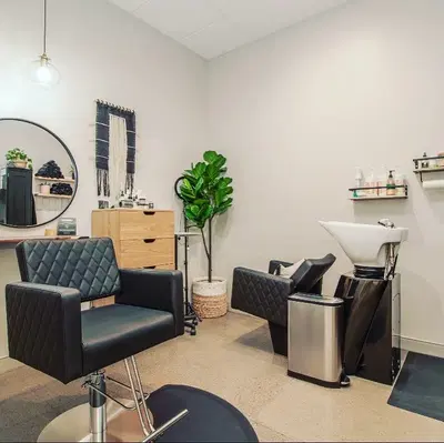 Anda Hair Studio, LLC