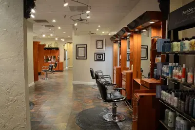 Bel Ami Salon