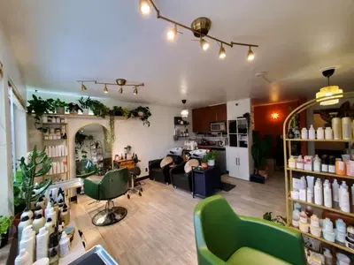 Greenhaus Hair Studio