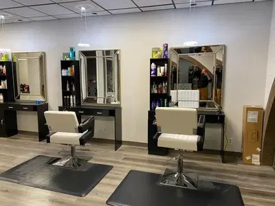 The Vibe Beauty Lounge