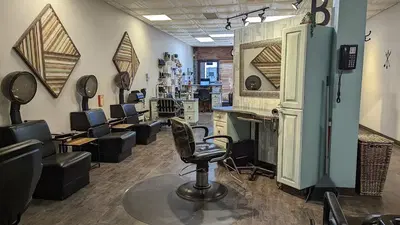 Studio 6 Salon