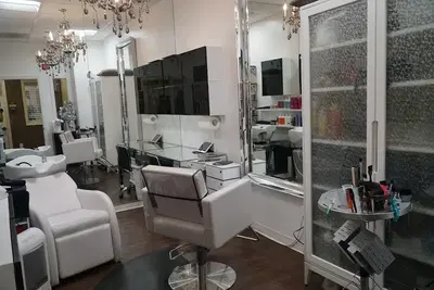Phenix Salon Suites