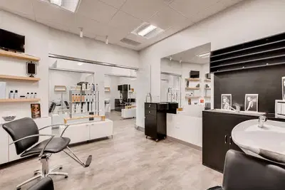 the MODERN SalonStudios