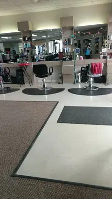 Salon West