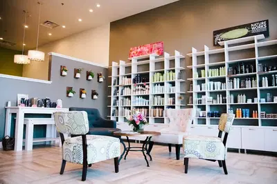 Salon Nové