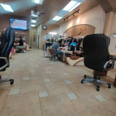 Sunshine Nail & Spa