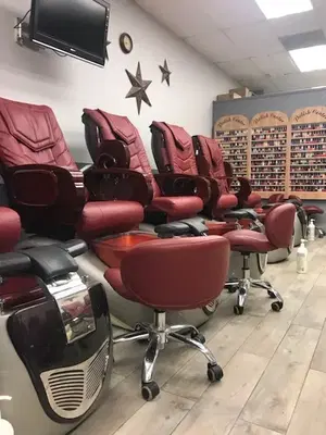 Snappy Nails & Spa