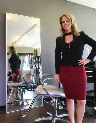 Luminous Salon 29
