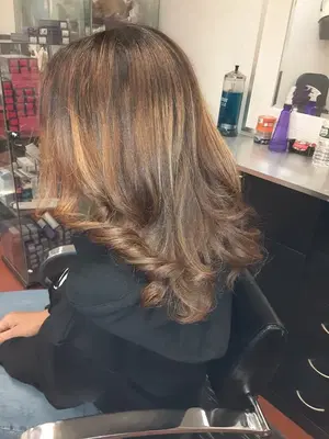 Candi Hair Salon
