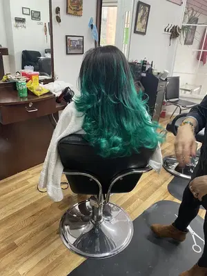 De Cache Hair Salon
