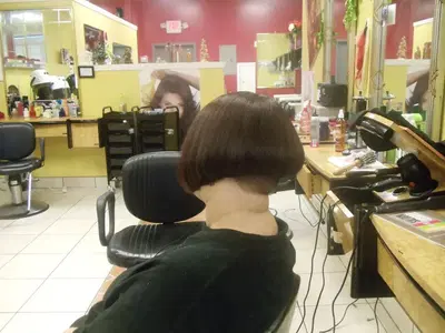 Alba's Beauty Salon