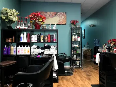 Franchesca’s Hair & Spa