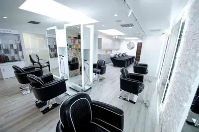 Salon Greenwich