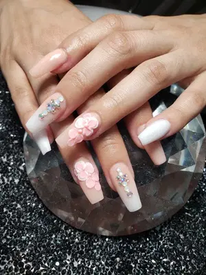 Lila's Unisex Beauty Salon