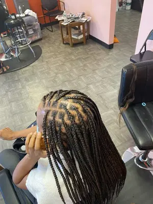 African Queen Hair Braiding