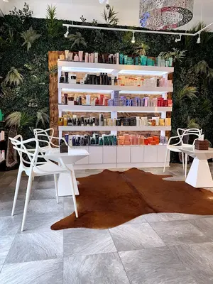 Ferro Salon-Washington D.C.