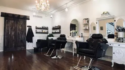 Salon XIII