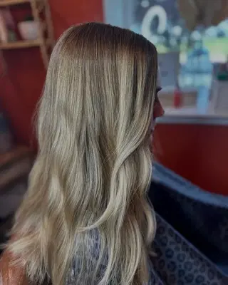 Freeborn Hair
