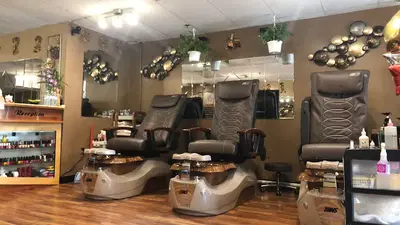 A & T Nail Salon