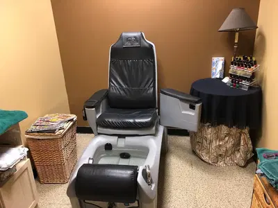 Dillard's Salon & Spa at Volusia Mall / Aveda
