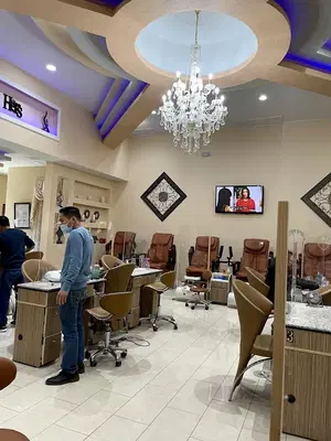 Royal Nails and Spa