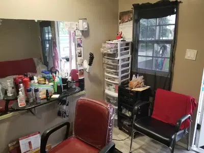 Cynthia Trendsetter Hair Salon