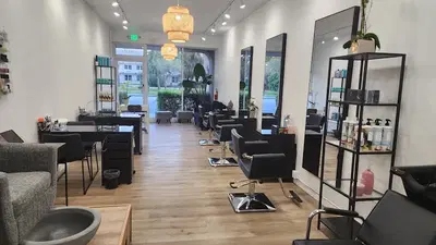 Grety Brausin salon
