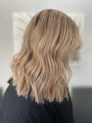 23 Roses Hair Studio