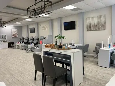 Lush Nail Studio