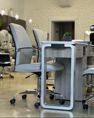 Jaleisha Dee Nail Salon & Spa