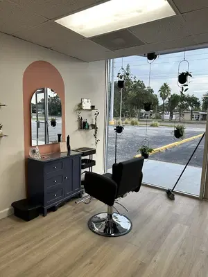 Beauty in the Burg Salon