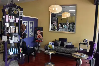 Salon Bella Flora