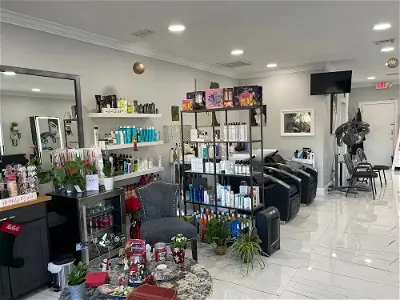 Rovena's Hair Salon