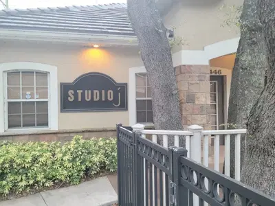 Studio J