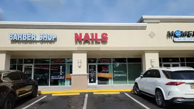 Dino Nail Spa