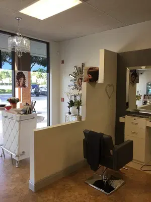 Glaze Organic Salon And Spa