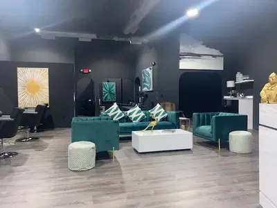Salón Gaudí Full Service Salon & Blowdry Bar