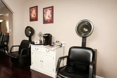 la-ti-da Salon & Spa