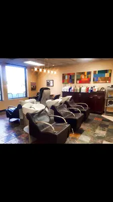 Flaunt Salon