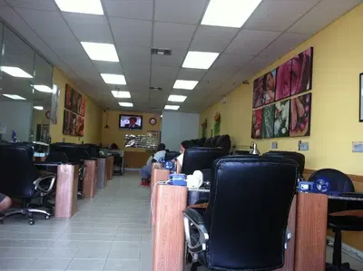L.A. Nails