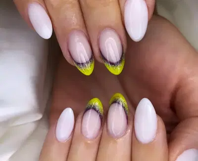 Nails & Colors