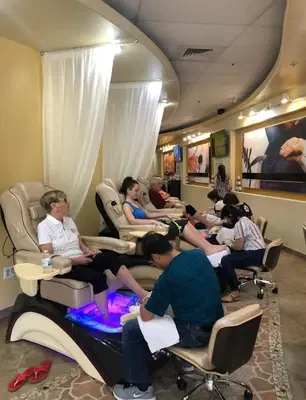 Elan Nail Spa