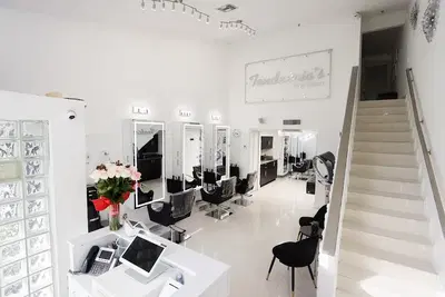 Tendencia's Hair Salon