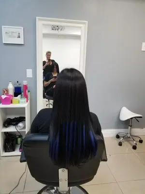 TOP BEAUTY SALON