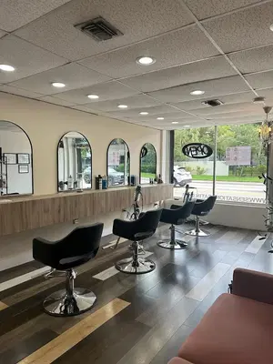 Cachet Beauty Salon by Ana Vigil
