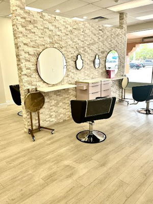 Le Salon Mia