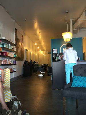 Mint Hair Lounge