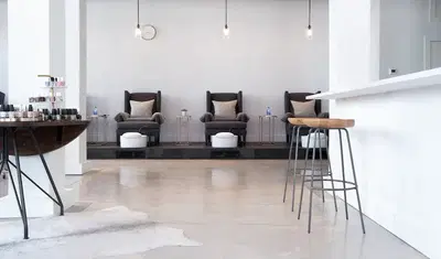 The Minimalist Salon